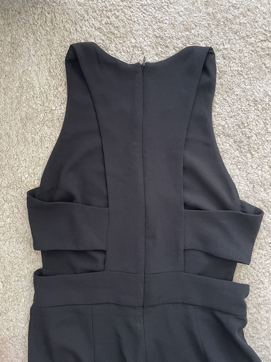 Zara Tute: Black Jumpsuit with Cutout Sides – Usato da Zürich venduto da kap_7btt 1