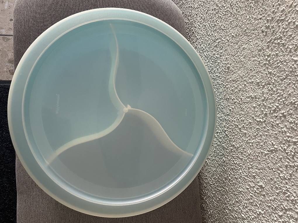 Contenitori & Simili: Tupperware Partyteller mit Unterteilung und Dip-Schälchen – Usato da Künten venduto da Gubapri 2