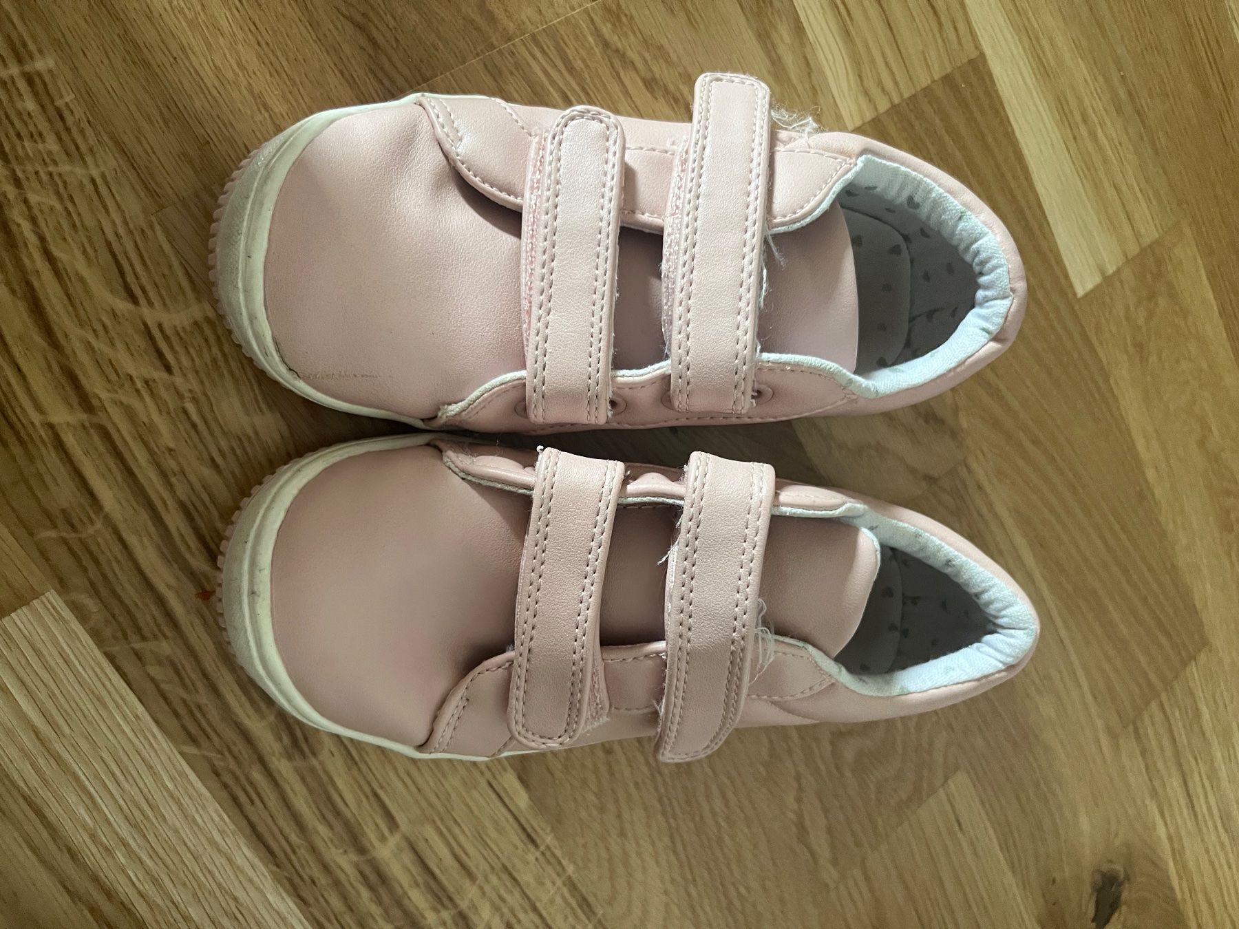 Scarpe per ragazze: Klettschuhe für Mädchen – Usato da Zürich venduto da Dita06
