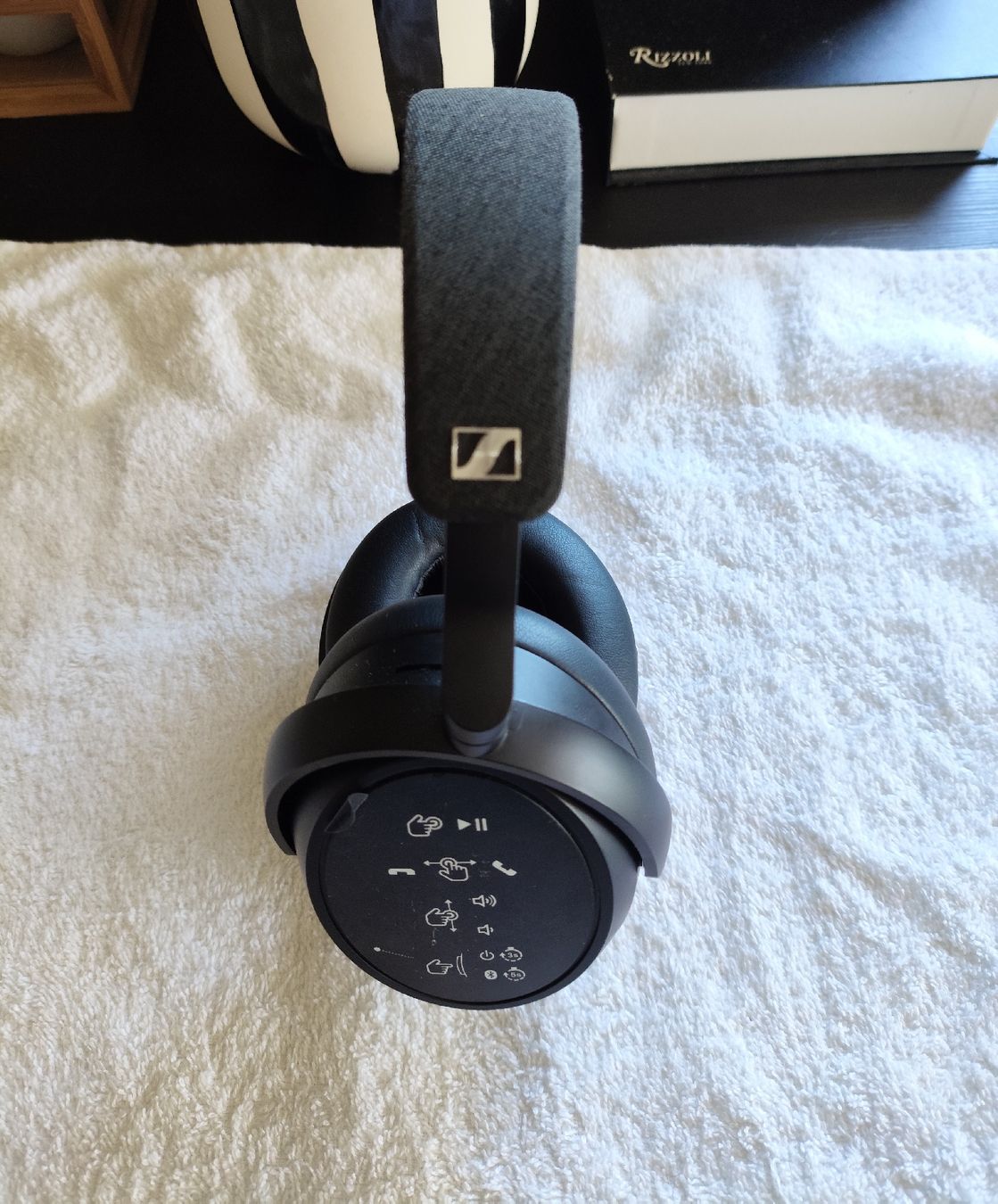 Sennheiser Cuffie: Sennheiser Momentum 4 Wireless ANC, Bluetooth Kopfhörer  – Usato da Zollikofen venduto da zar_j67f 6