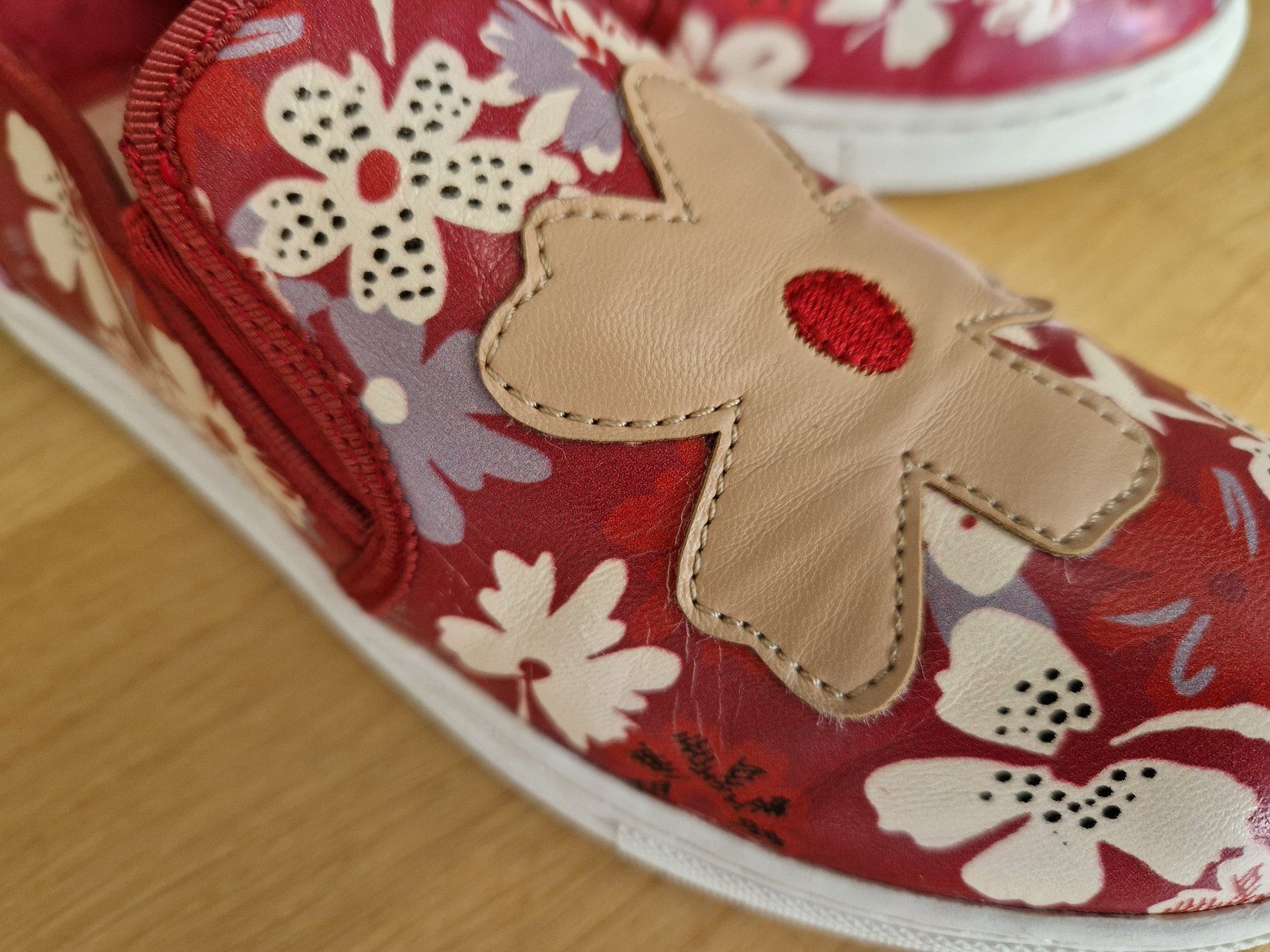 Scarpe per ragazzi: RED WAGON Mädchen Sneaker Slipper 32 – Usato da Gossau SG venduto da dolores_x 1