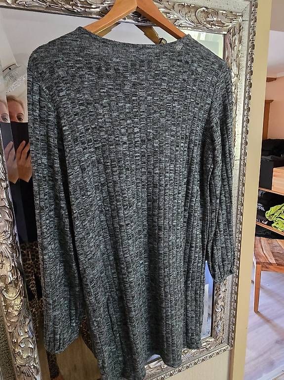 Vestiti: Schöbes, leichtes Strickkleid Gr. S – Usato da Reute AR venduto da Angelwungs 3