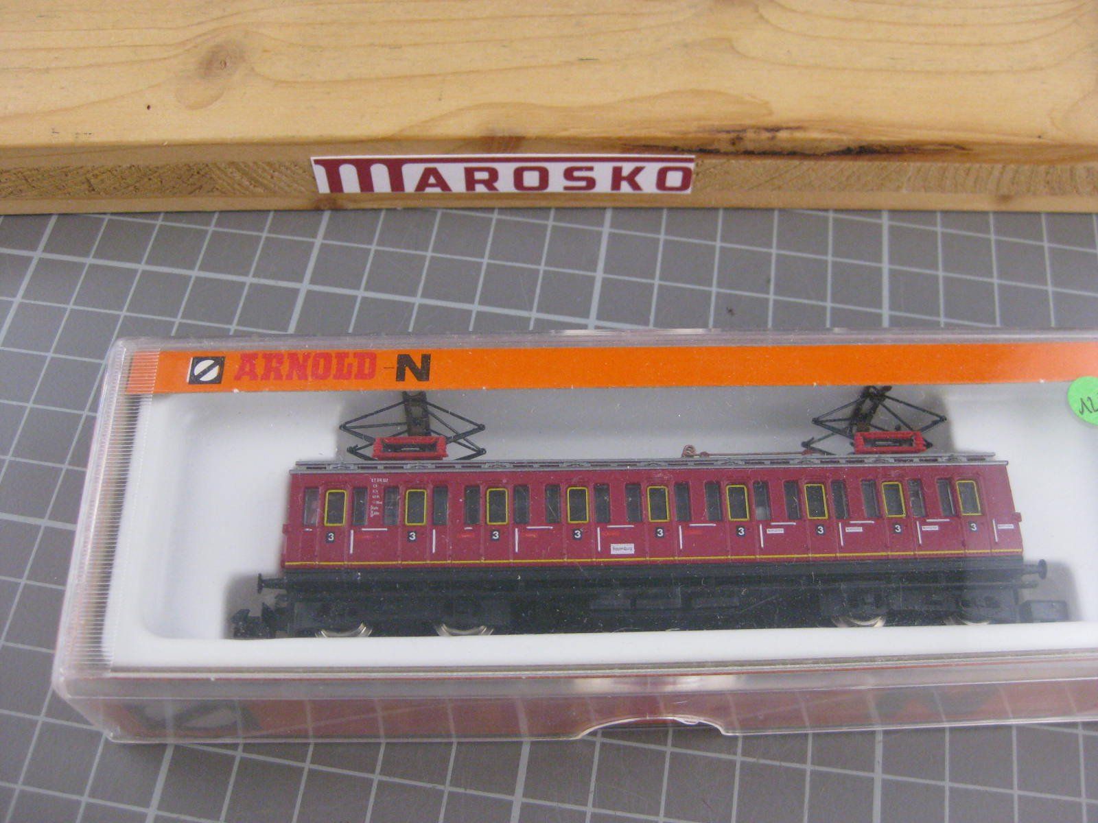 Arnold Modellini di ferrovie: Arnold 2935 DR Triebwagen rot, mit OVP, . – Usato da Malters venduto da Marosko 5