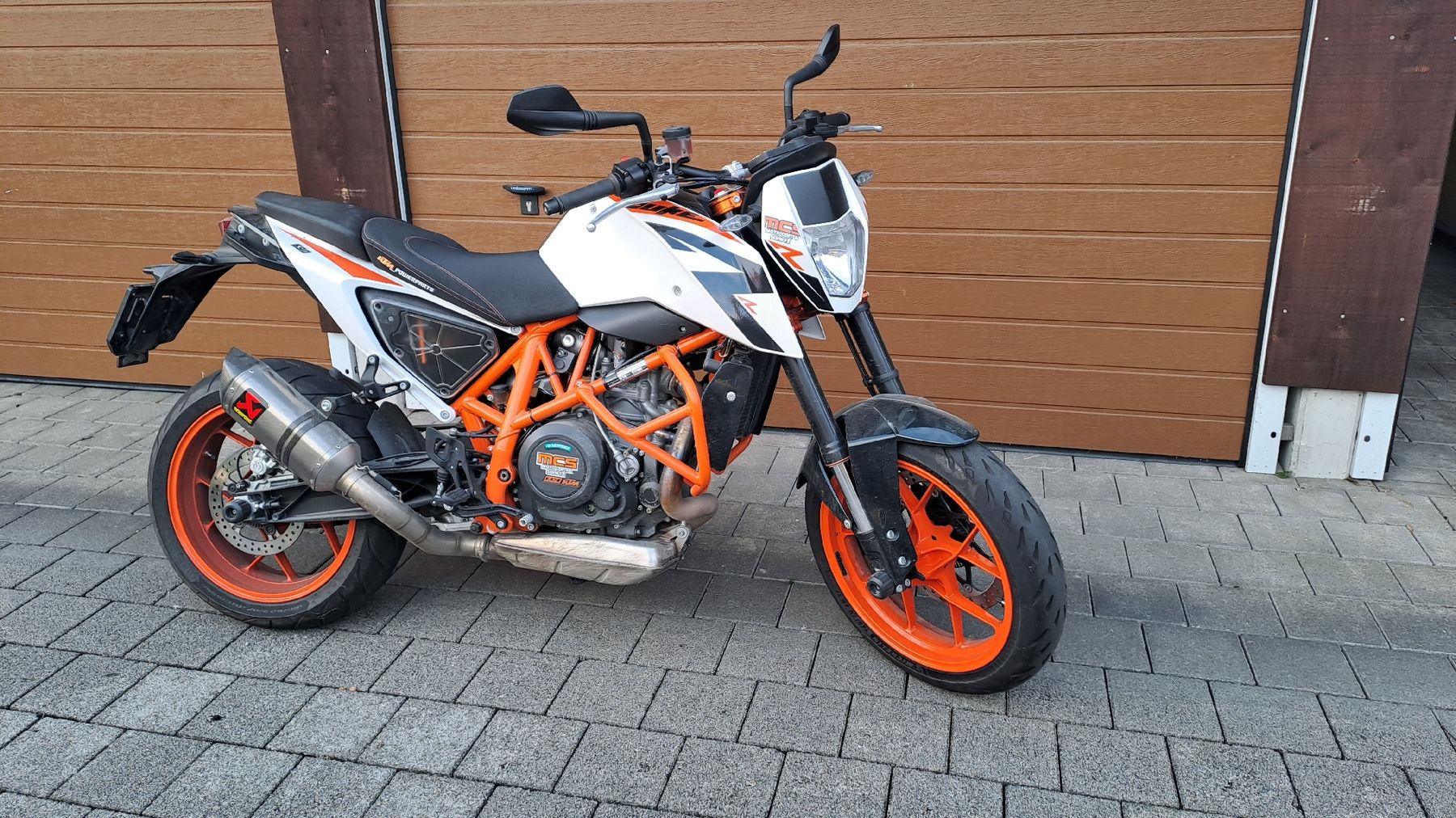 KTM Strada: KTM 690 Duke R – Usato da Auw venduto da san_gc9w