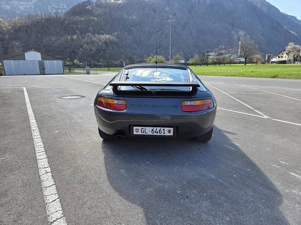 Automobili: Porsche 928 5.0 S4 – Usato da Langenthal venduto da Goergens10 2