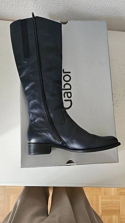 Scarpe da donna: Gabor Echtleder Stiefel, schmaler Schaft 34.5 cm – Usato da Sursee venduto da nei_7klk 2