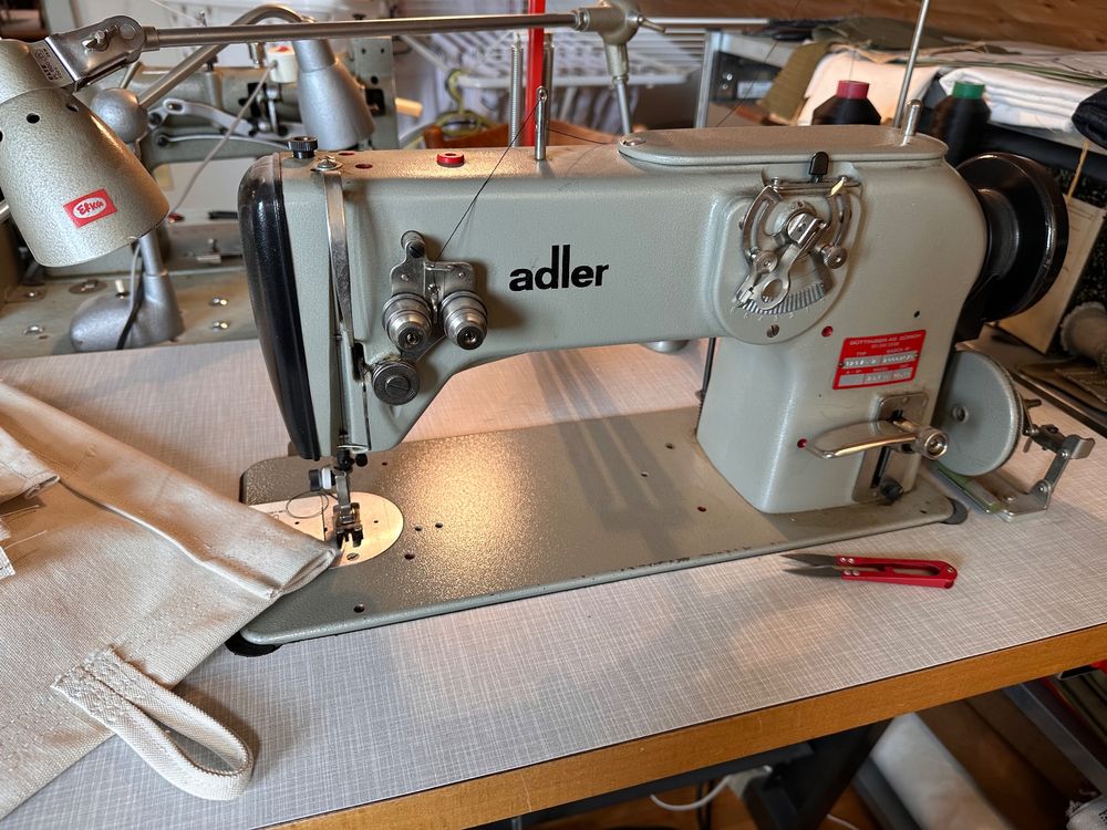 SATTLERNÄHMASCHINE ADLER 1217-2 | Kaufen auf Ricardo