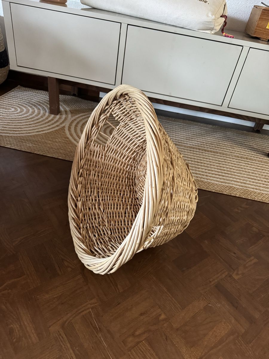 Autres articles pour la maison: Praktischer Korb aus Strohgeflecht – D'occasion à Buchs ZH par crazyhandbaggirl123 3