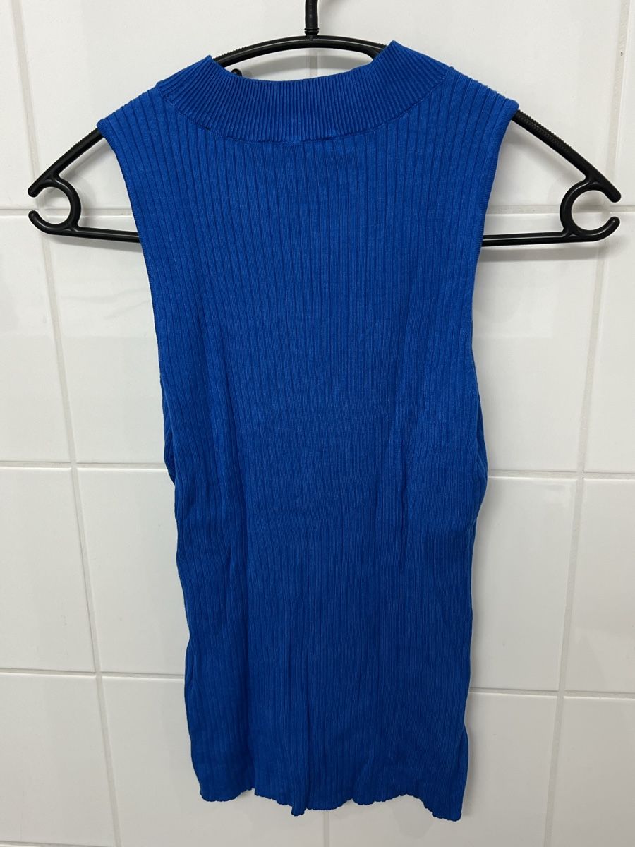 Pulls & Sweat-shirts: Königsblauer Pullunder – Neuf (Voir description) à Jona par n.ferrari 1