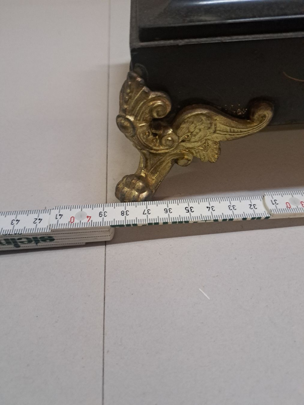 Orologi da terra & Orologi da parete: Antike Kaminuhr "Walter Scott" Messing . – Usato da Grossdietwil venduto da hufi10 8