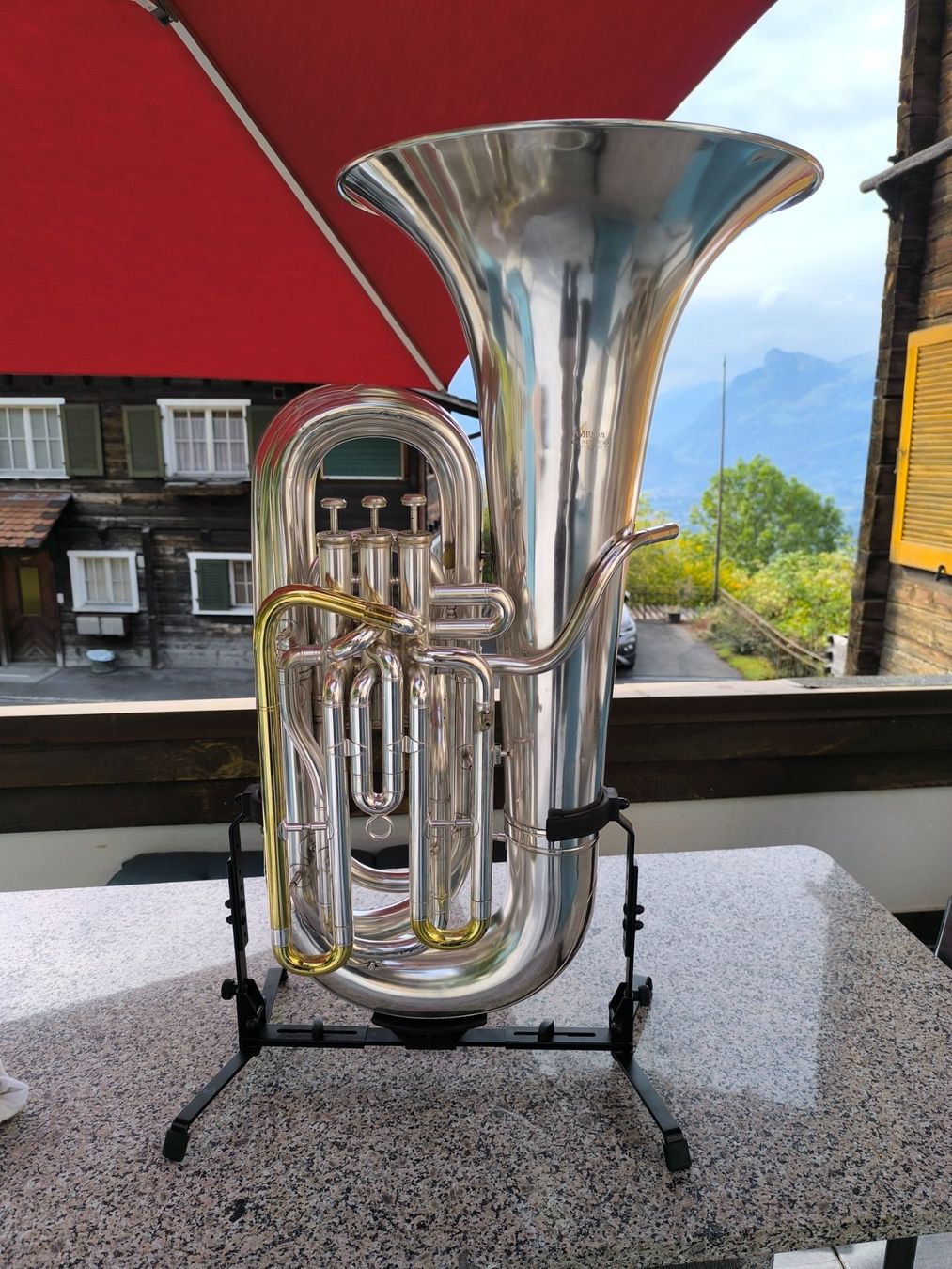 Strumenti musicali: B TUBA WILLSON – Usato da Triesenberg venduto da Guferschmid