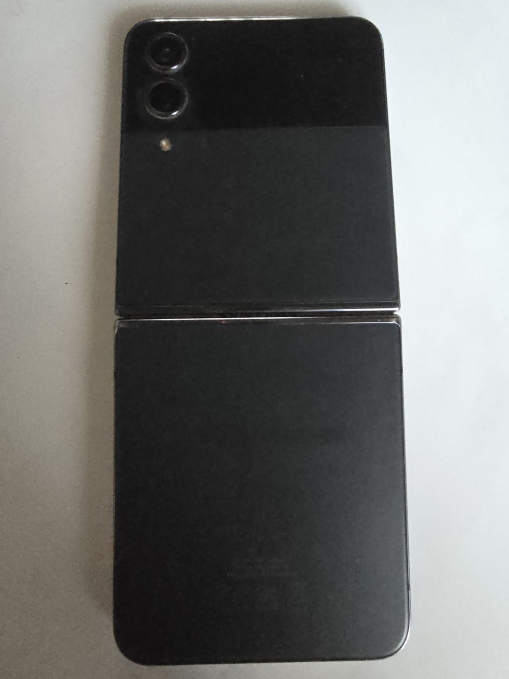Samsung Telefoni cellulari / Smartphones: Samsung Z Flip 4 – Difettoso da Altstätten SG venduto da speed_19993 2