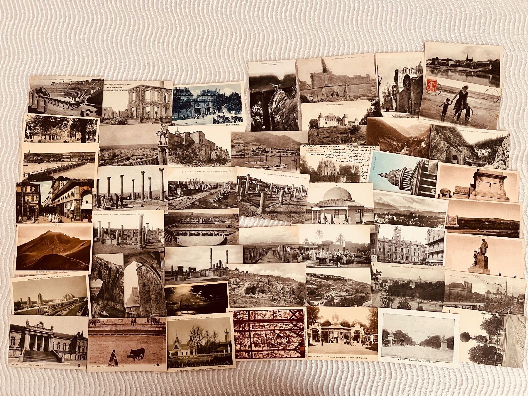 Cartes postales: ca 180 Ansichtskarten Frankreich und Algier – D'occasion à Hinwil par Sidi4 4