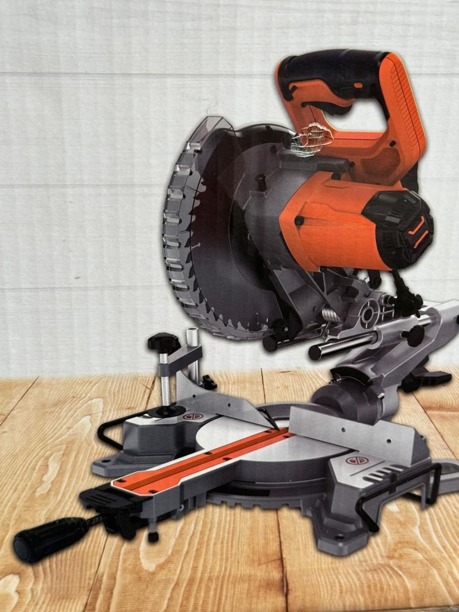 Seghe: Kreissäge Original verpackt NEU – Nuovo e nell'imballaggio originale da Brüttisellen venduto da business_peter