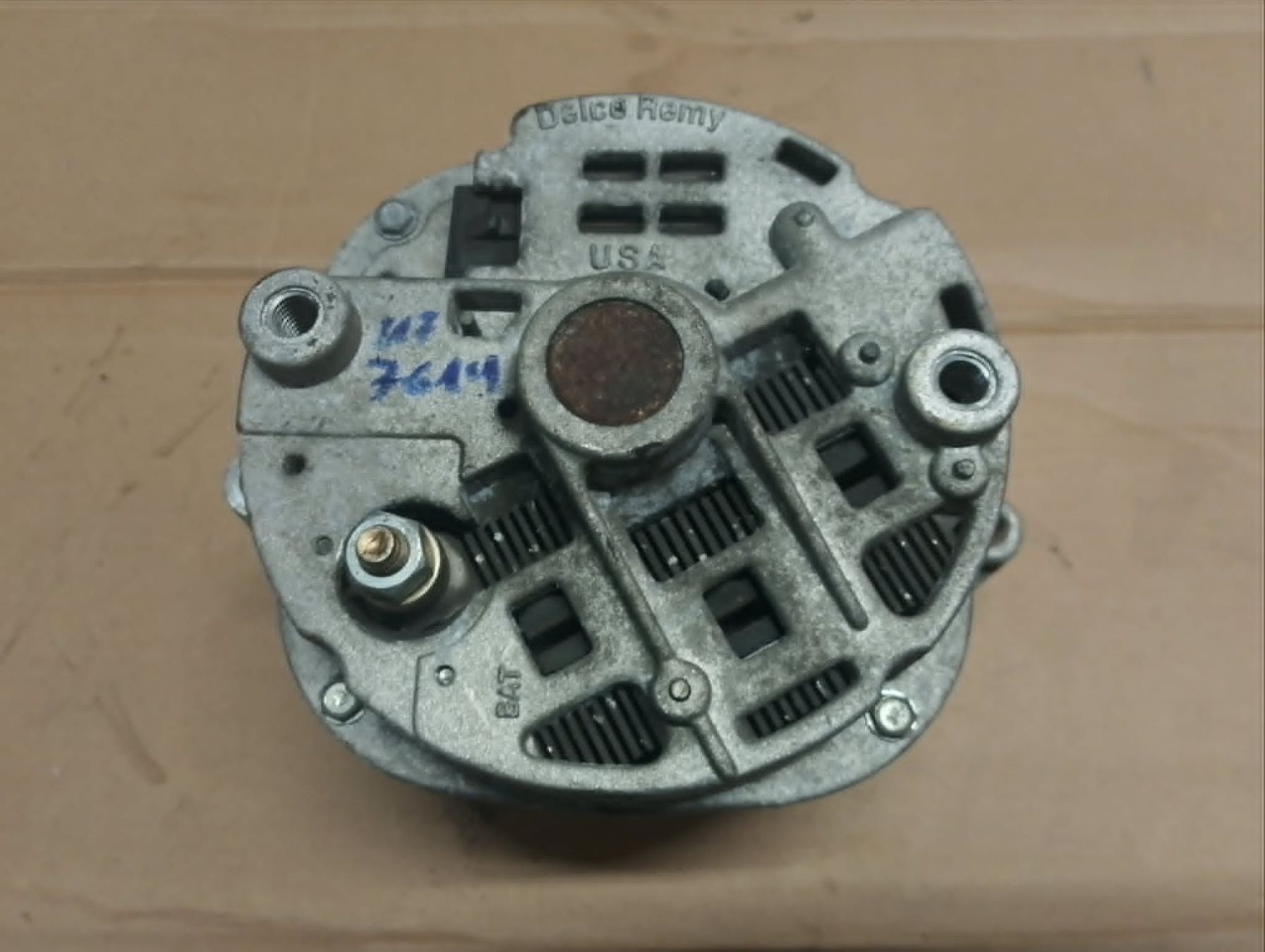 Chevrolet Tutti pezzi di ricambio auto: Alternator   GM Trans Am,  Camaro V8 5.7 – Usato da Niedergösgen venduto da usc_tt5r