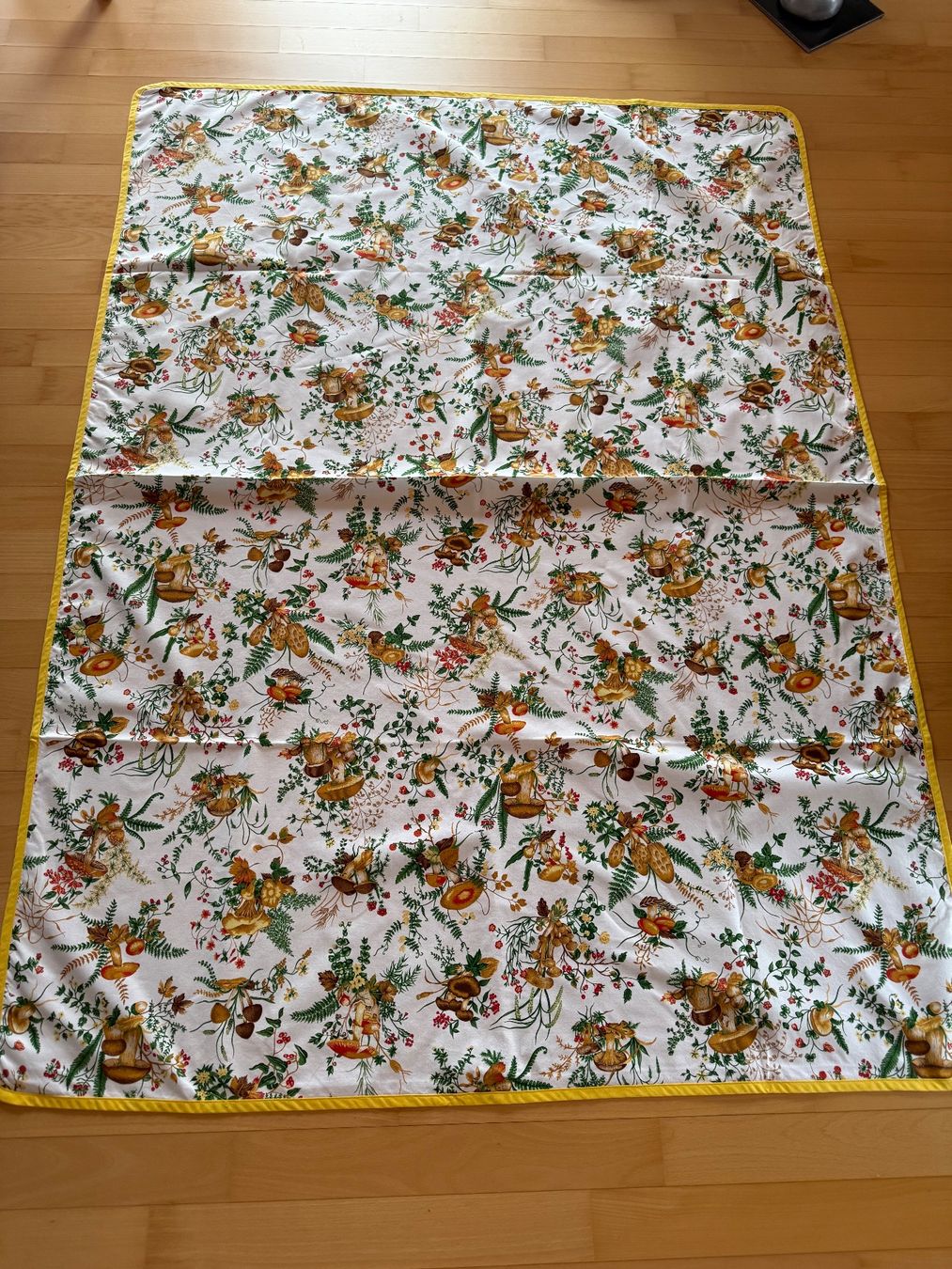 Altra biancheria da tavola: Tischdecke neuwertig ca. 165x120cm – Usato da Wallbach venduto da logologo01 1