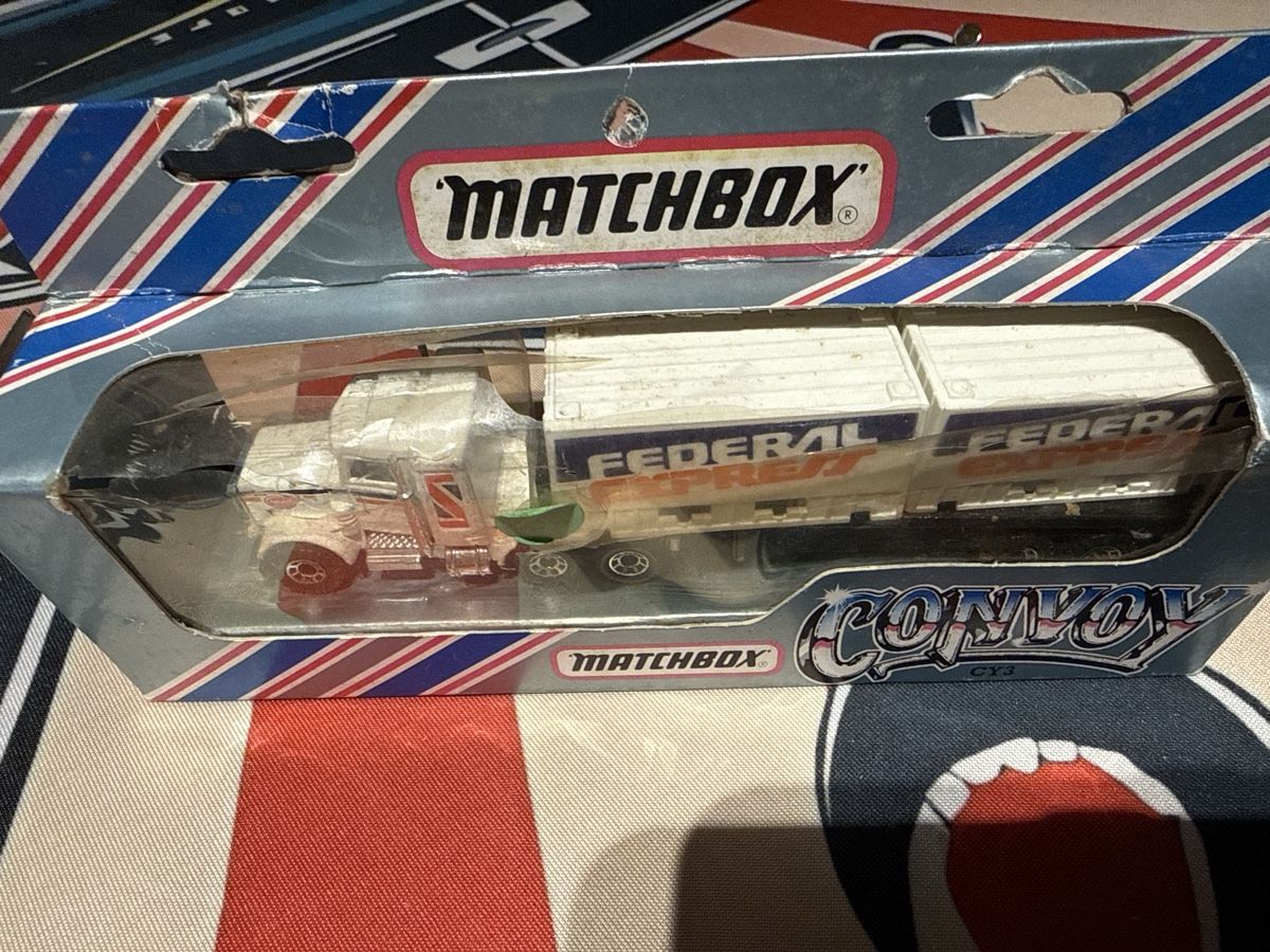 Matchbox Modellini d'auto: Matchbox Convoy CY3 Peterbilt Double Container Truck! – Usato da Basel venduto da Zomeg 2