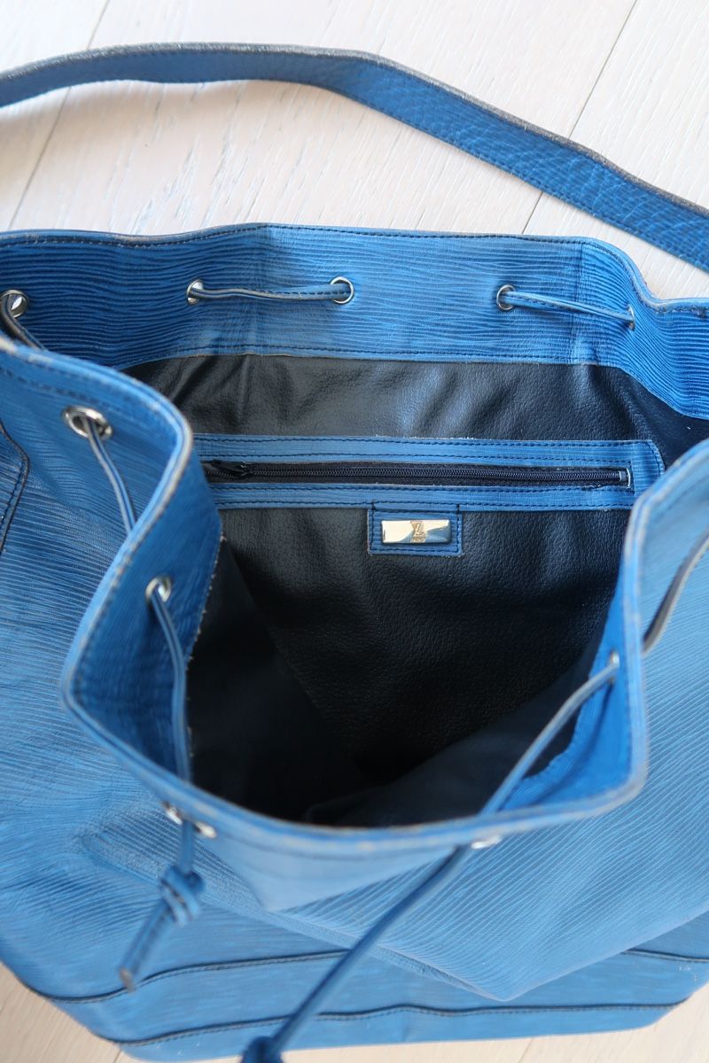 Louis Vuitton Sonstige Kleidung & Accessoires: Sac seau Louis Vuitton Epi bleu – Gebraucht aus Champlan von Cjayretro 4
