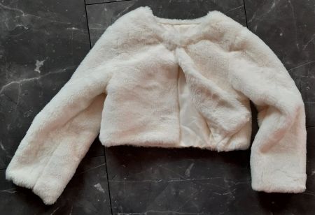 Weisses Kunstfell-Bollero Gr. 86/92 (18-23 Monate)