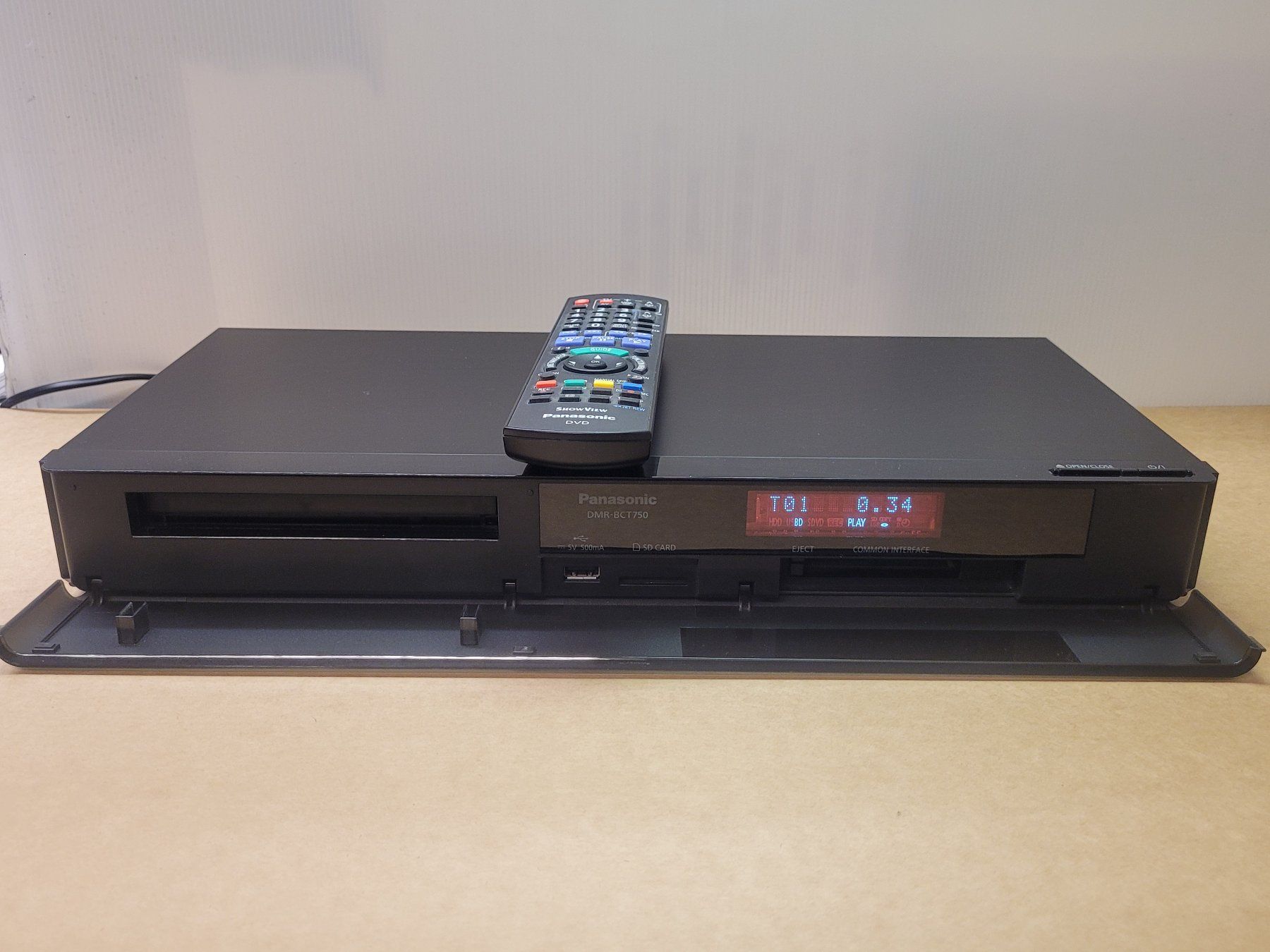 Panasonic Aufnahmegeräte: Panasonic DMRBCT750EG Blu-Ray recorder 500GB – Gebraucht aus Arlesheim von ars_musica