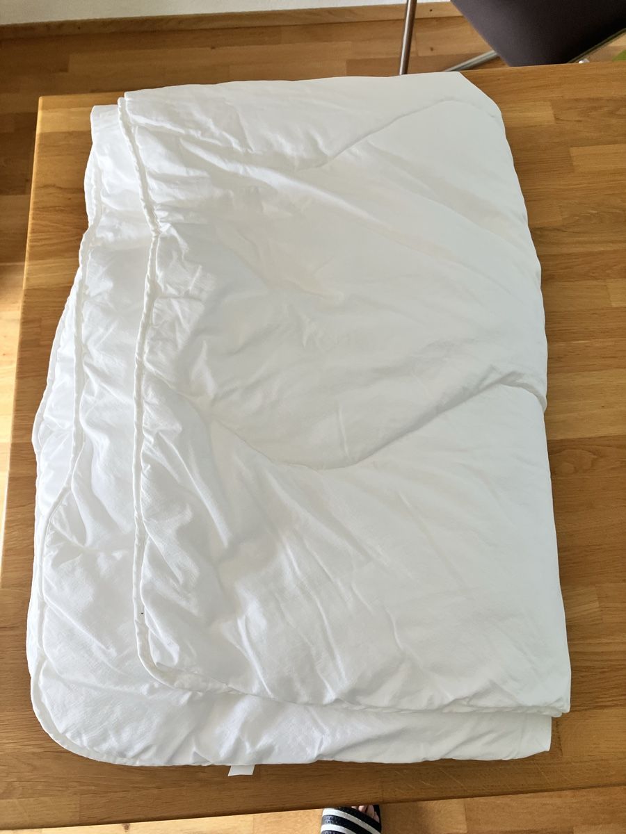 Ikea Decken: Duvet 150x200 – Gebraucht aus Belp von Stoefu 1