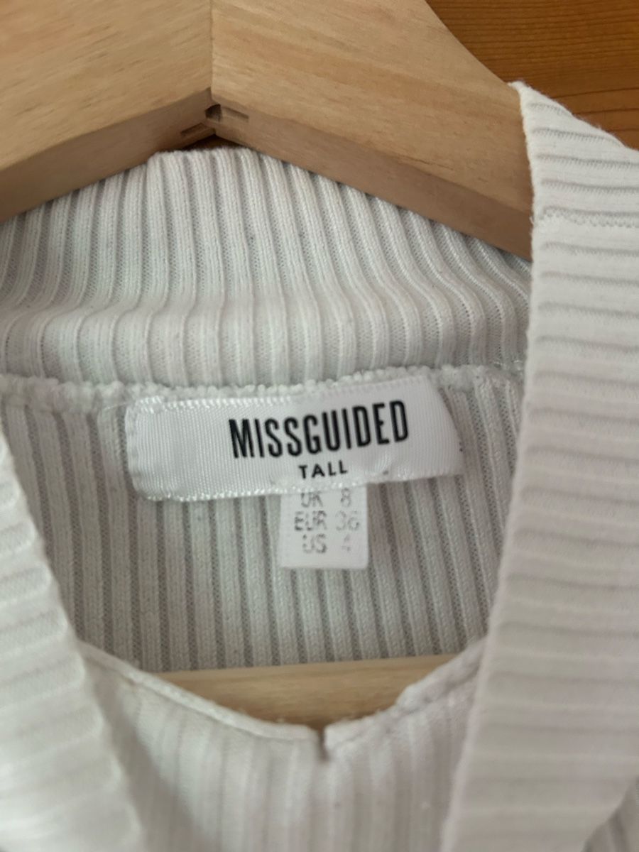 Pullover & Sweatshirts: Missguided Crop Strickpullover Weiss, Gr. 36 – Gebraucht aus Frauenfeld von jae_vs6j 1