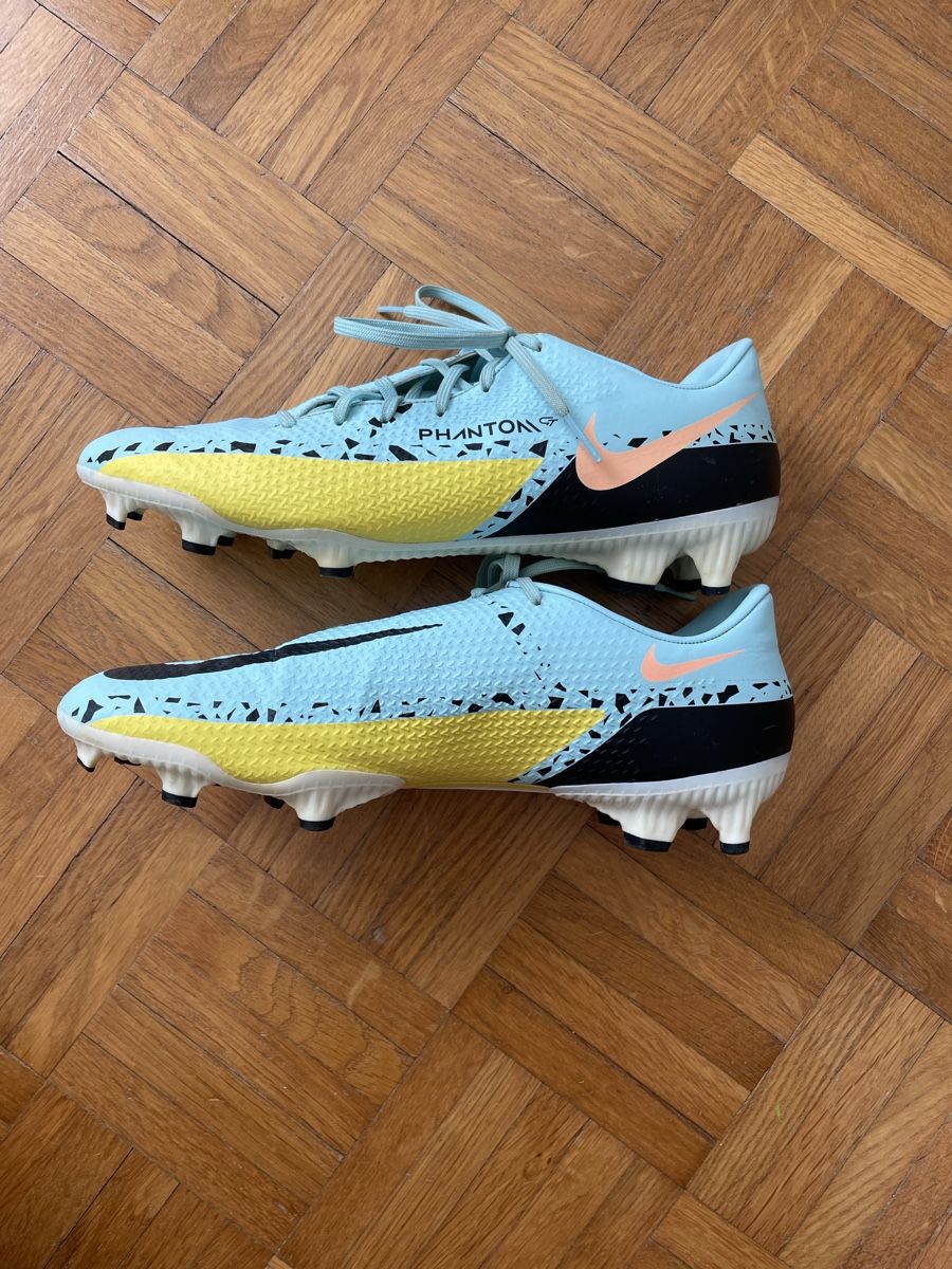 Nike Herrenschuhe: Fussballschuhe Nike Phantom – Gebraucht aus Greifensee von moa_t9jb 1