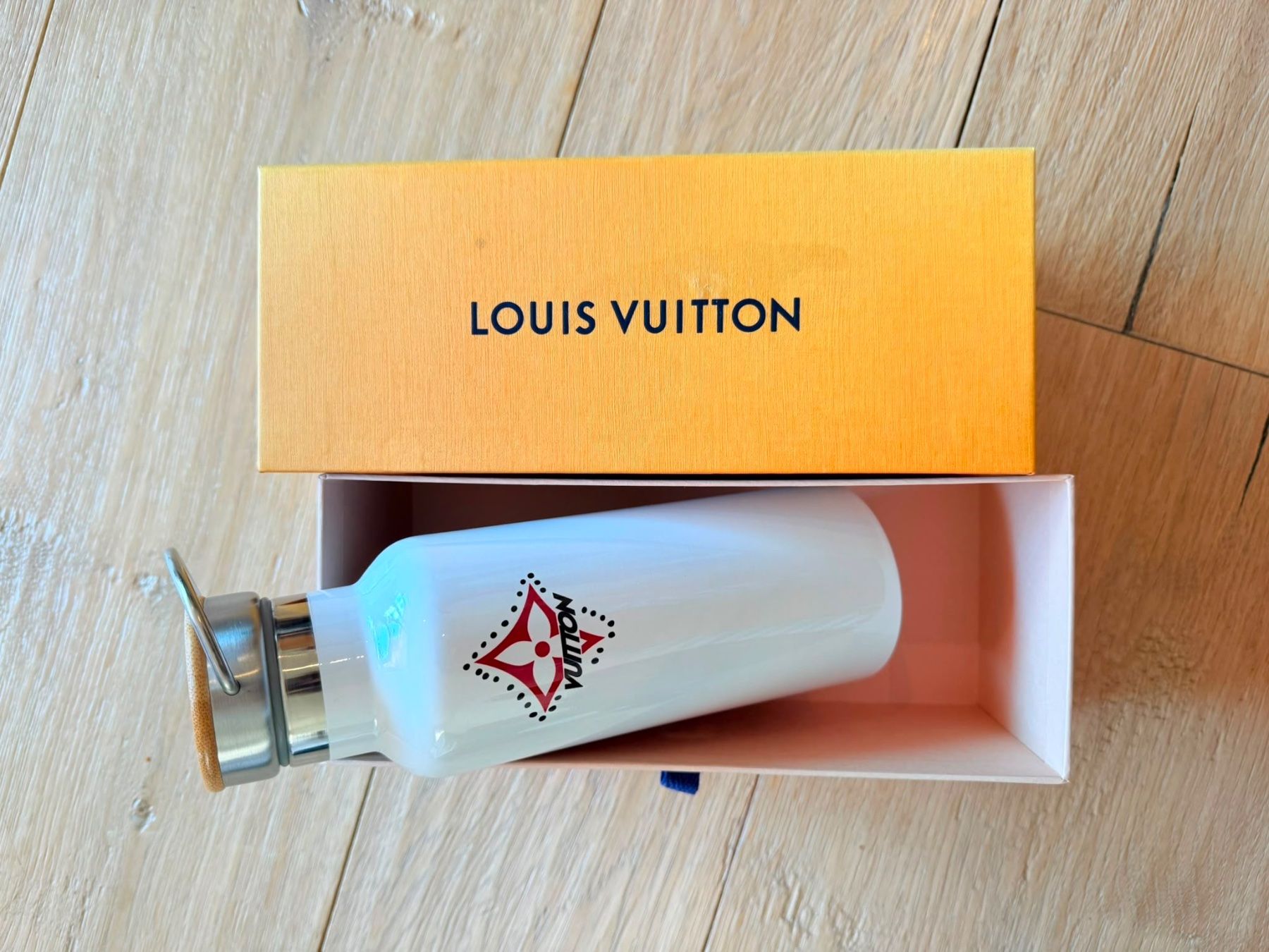 Borracce & Thermos: Louis Vuitton eater bottle – Nuovo e nell'imballaggio originale da Pontresina venduto da cli_g8qv 1