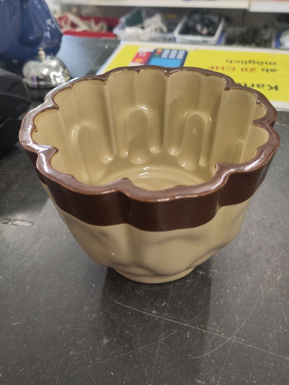 Backformen: Puddingform ca. 1940 von Bourne Denby England – Gebraucht aus Pratteln von Cartonsducoeur_bl 6