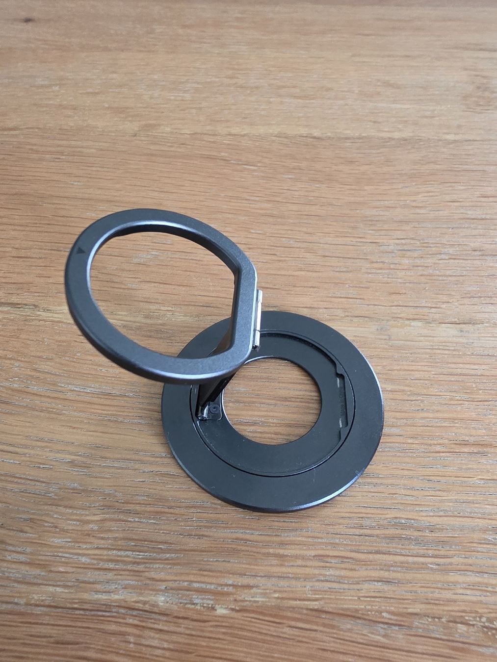 Samsung Halterungen: Samsung Ring für Magsafe – Gebraucht aus Allschwil von arc_526b 1