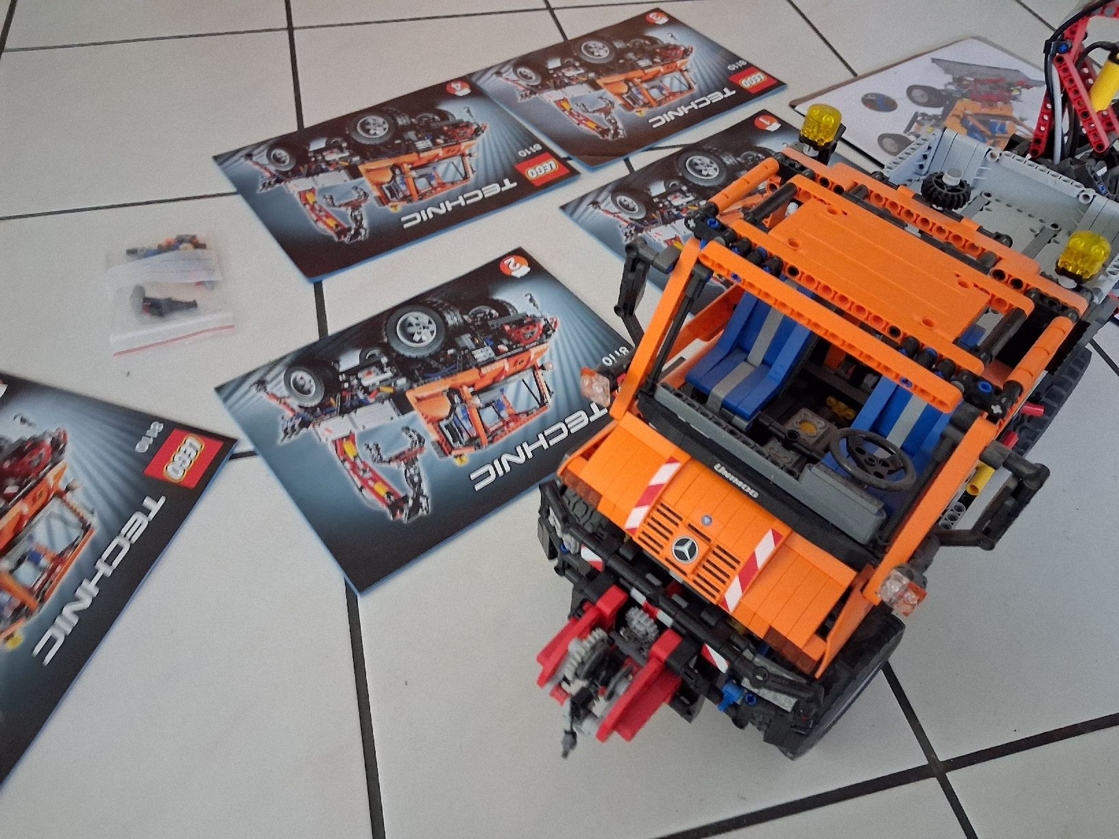 Lego Giocattoli: Lego Technik 8110 Set ( Unimog ) – Usato da Schattdorf venduto da NILU_1916 4