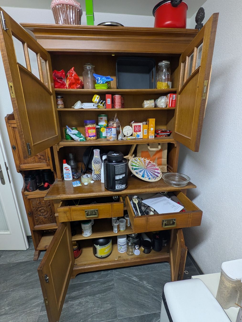 Armadi: Schrank antik – Usato da Liestal venduto da bru_5b76 1