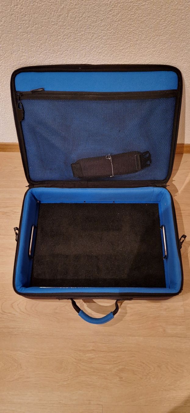 Strumenti musicali: EBS Pedalboard – Usato da Niedermuhlern venduto da Mahkah.65 1