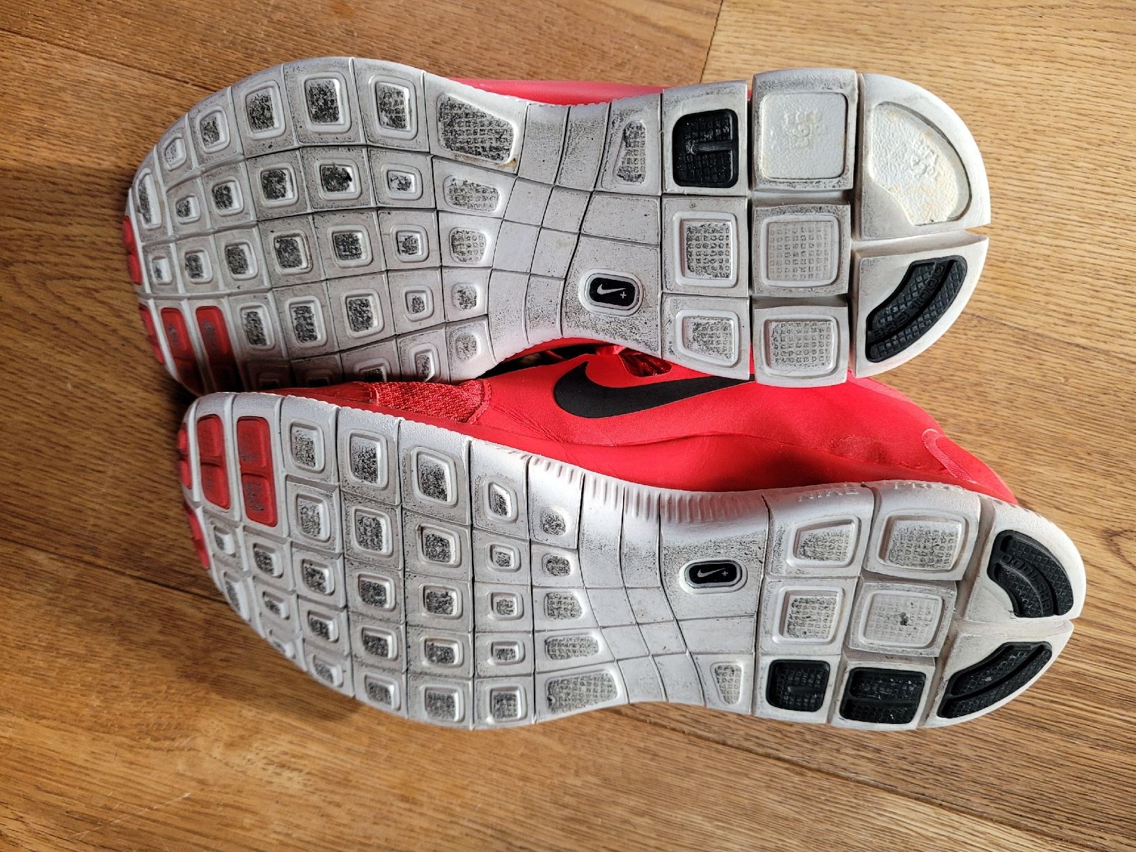 Nike Scarpe per ragazzi: Nike Hallen Turnschuh Gr. 41 – Usato da Steffisburg venduto da Gismo49 2