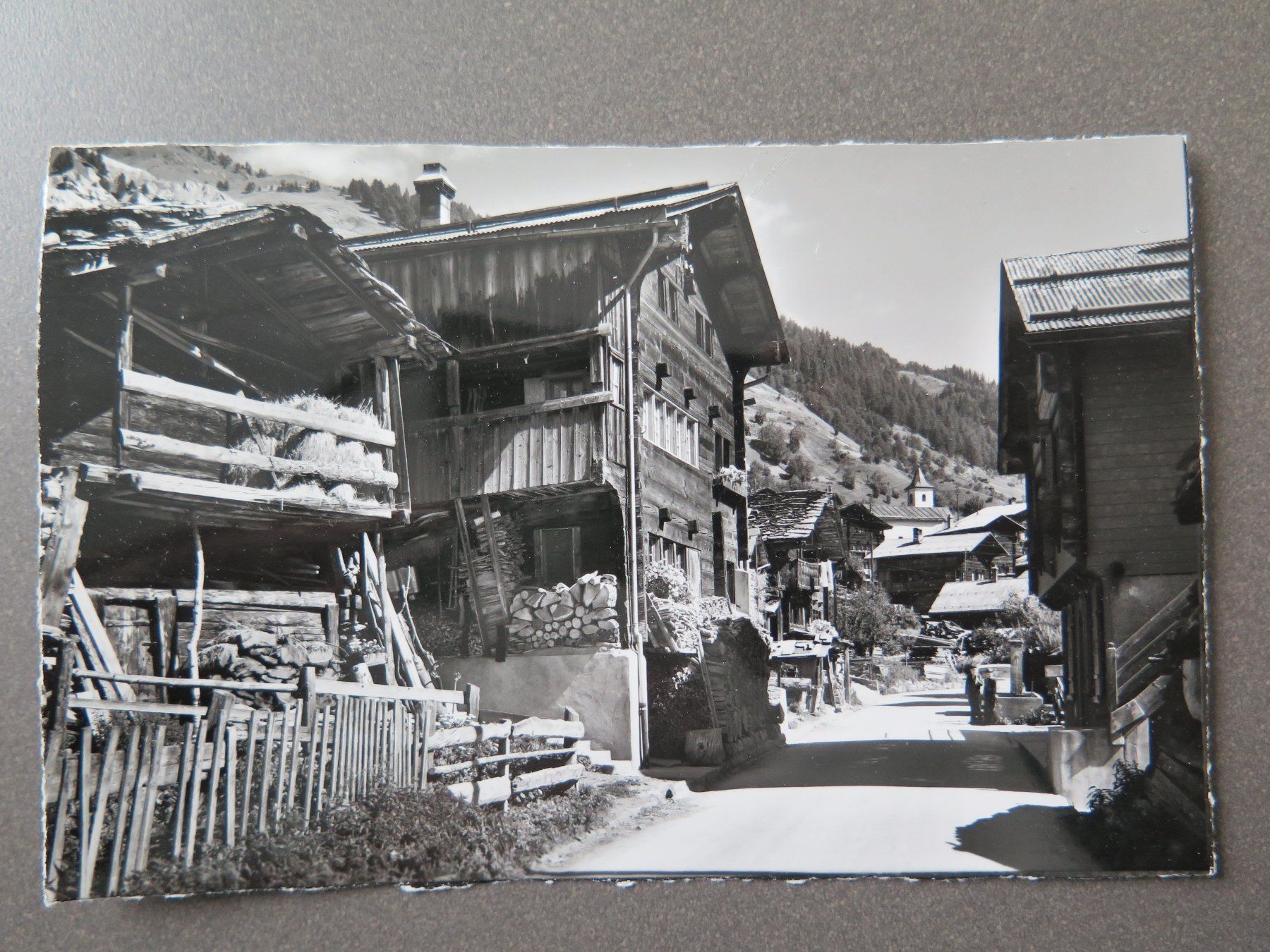 Cartoline postali: LÖTSCHENTAL - FERDEN IM LÖTSCHENTAL – Usato da Wittenbach venduto da lipasal