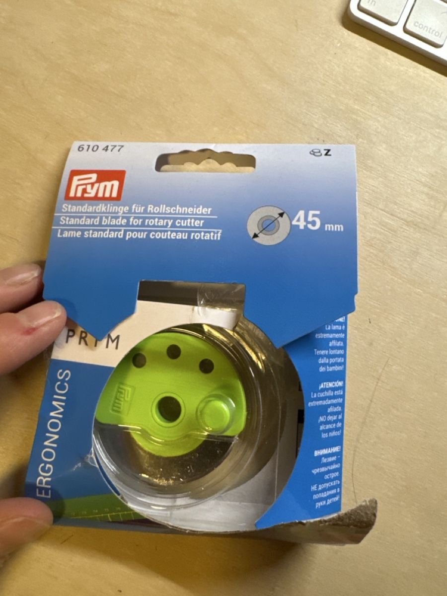 Tous les outils: Prym Ersatz-Klinge 45mm – Neuf avec emballage d'origine à Riedikon par Lala28
