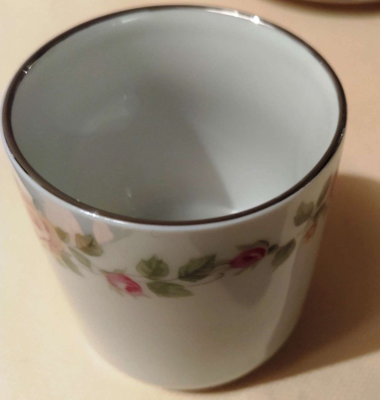 Set di piatti: Espressotassen mit Unterteller und Zuckerdose – Nuovo (secondo la descrizione) da Zürich venduto da 1980ale 8