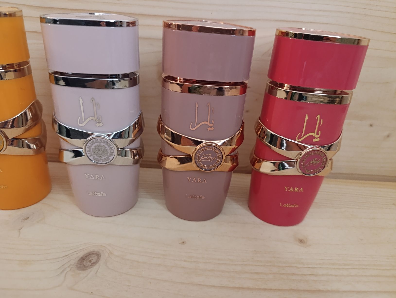 Lattafa Profumi & Eau de Toilette: Parfumflaschen Yara Lattafa – Usato da Zürich venduto da mcm. 5
