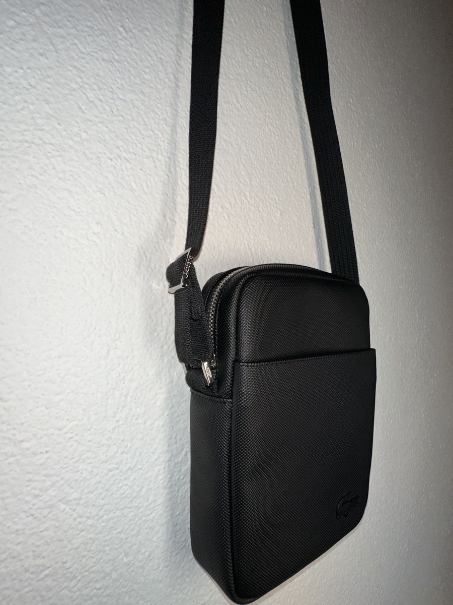 Lacoste Taschen: Lacoste Umhängetasche – Neu (gemäss Beschreibung) aus Visp von locosshop 2