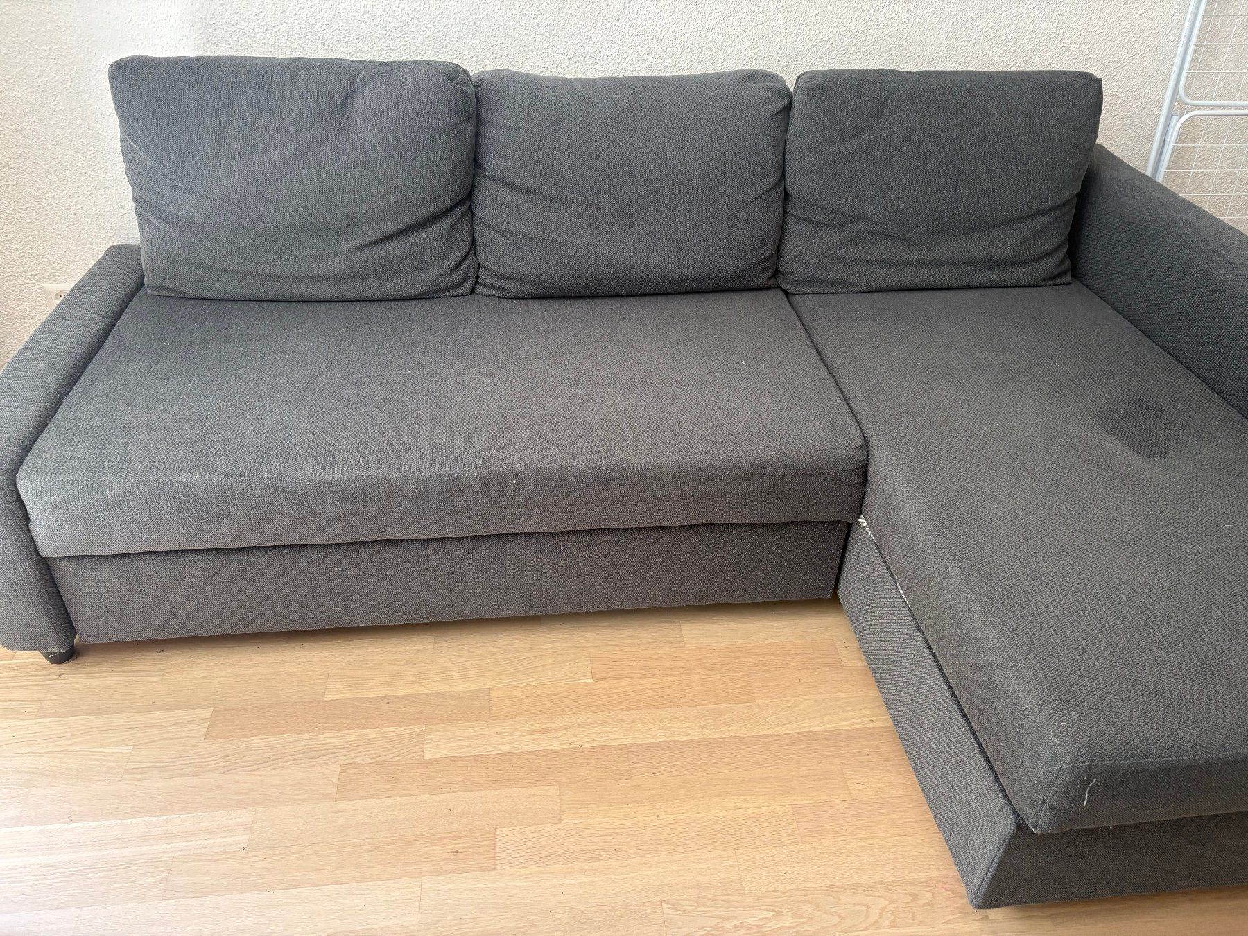 Ikea Divani: Ikea FRIHETEN Eckbettsofa – Usato da Zürich venduto da zanili