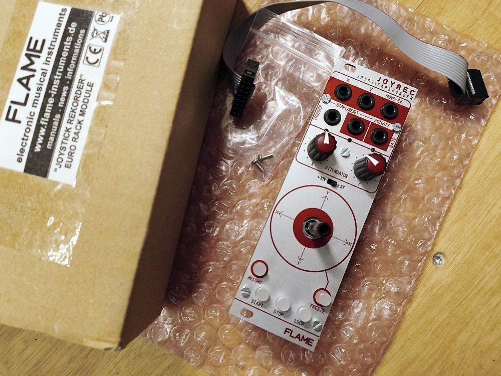 Strumenti musicali: Flame Jostick Rekorder (Eurorack) – Usato da Knonau venduto da Deralexan 3