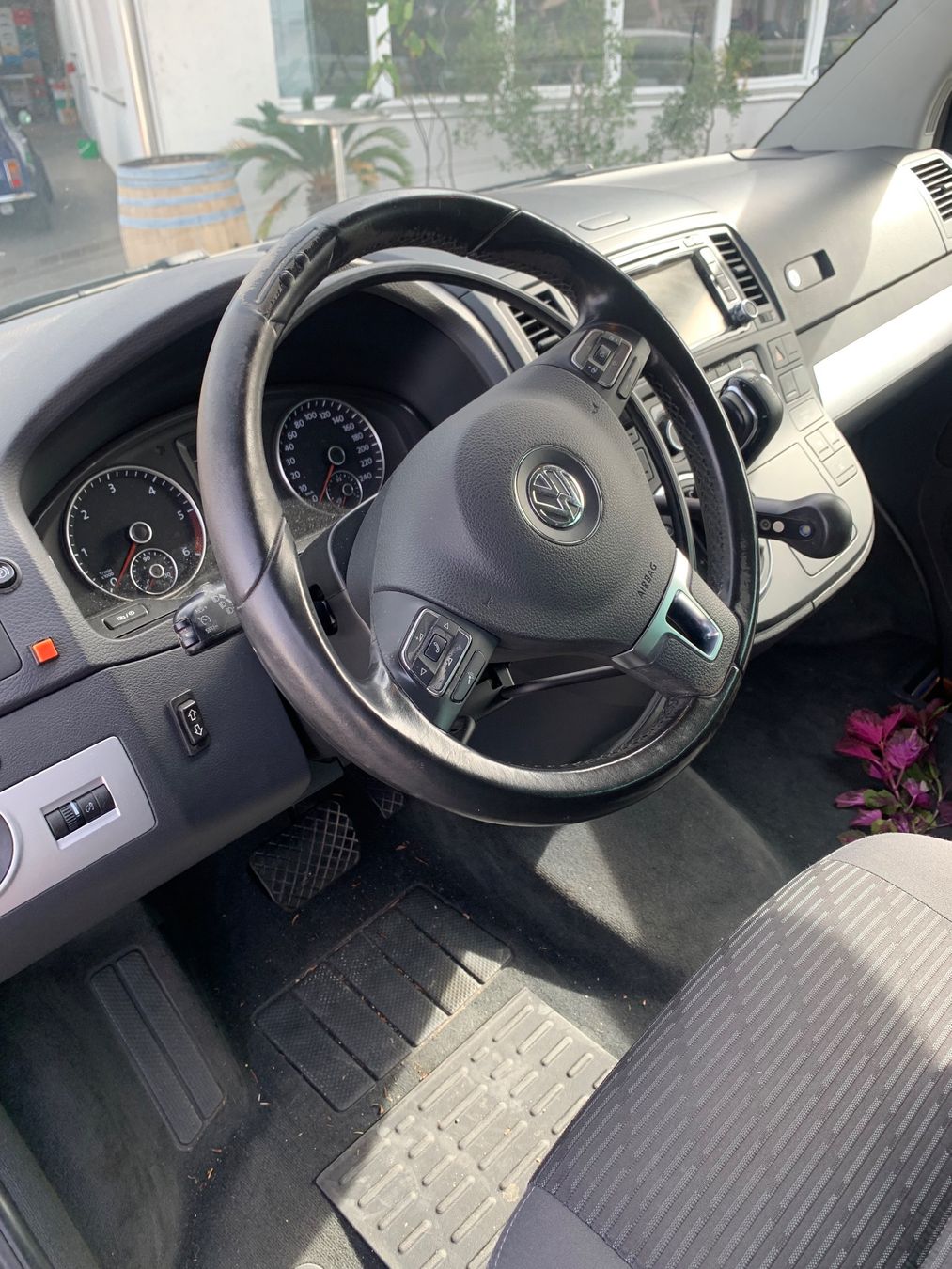 VW Veicoli commerciali: Minibus VW T5 Multi.D 4M. BMT 4x4 – Usato da Bassecourt venduto da R.Tinguely 9