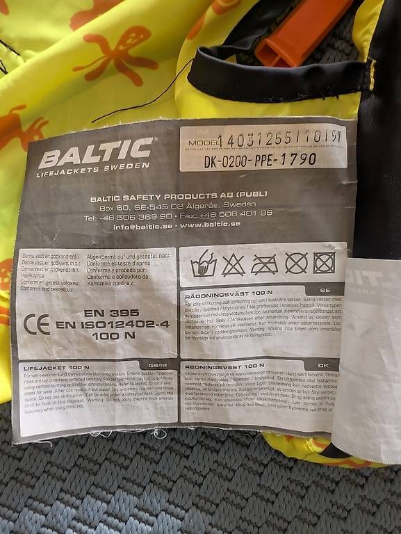 Giubbotti di salvataggio: Schwimmweste bis 15kg – Usato da Zofingen venduto da claudiawesp 1