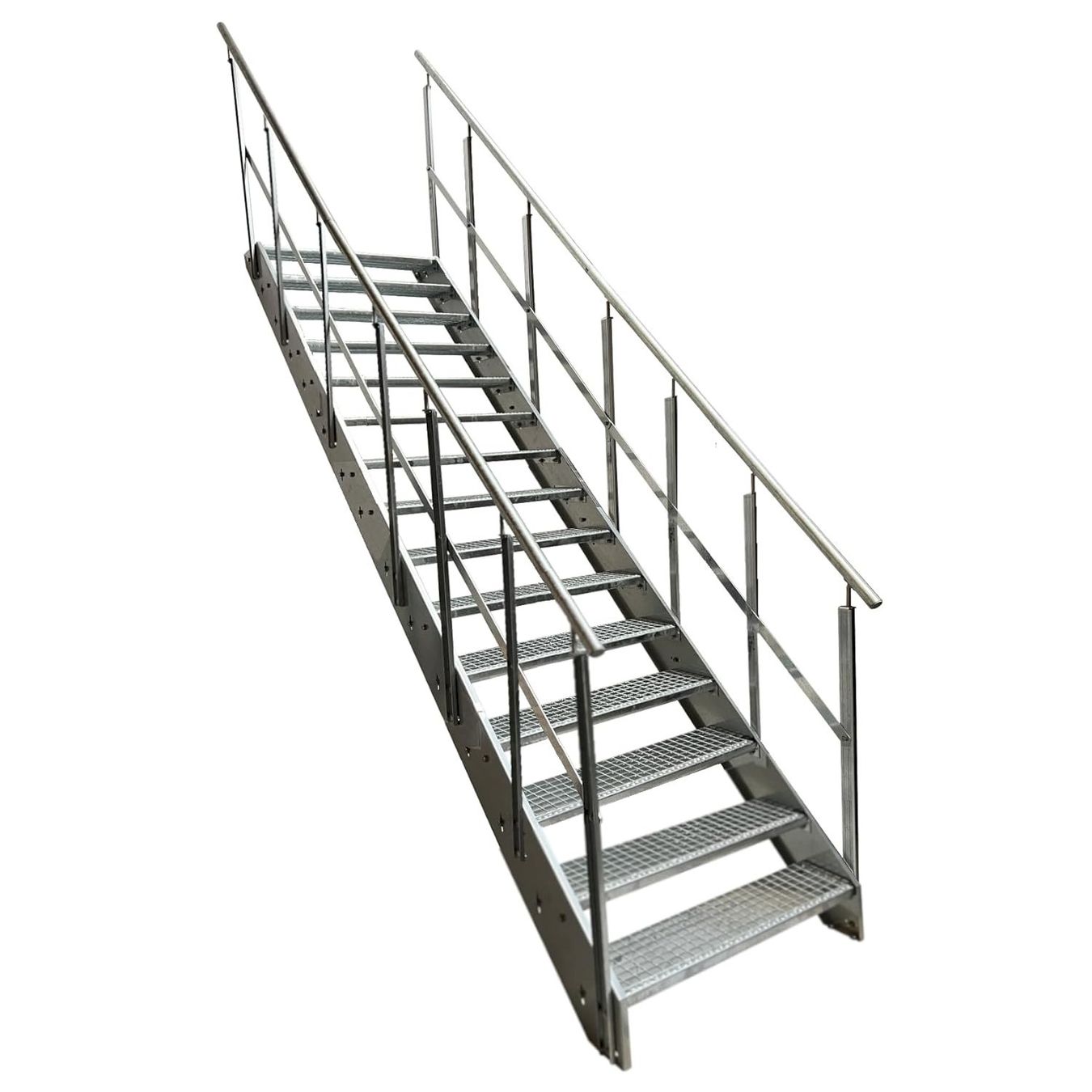 Sonstiges: Stahltreppe 15 Stufen+Geländer 80x285cm – Neu und originalverpackt aus Bottighofen von zaap