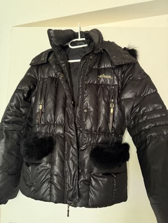 Doudoune Just Cavalli noire avec fourrure taille 42