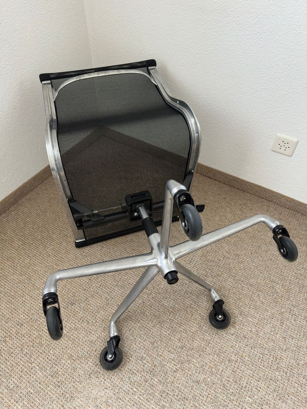 Vitra Sedie: Bürostuhl Vitra – Usato da Hittnau venduto da LiLRabBbit 4