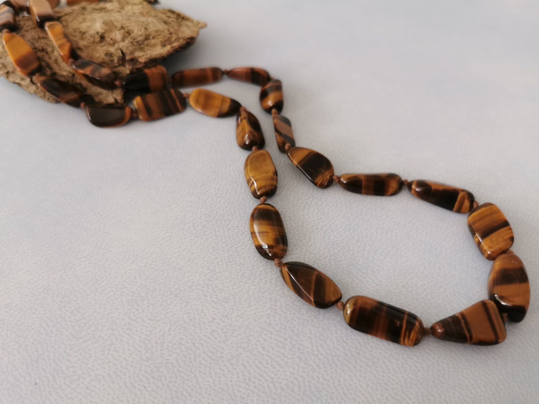 Catenine: NEU - ungetragene Tigerauge Kette, 73cm – Nuovo e nell'imballaggio originale da Dierikon venduto da Buntspecht-10 2