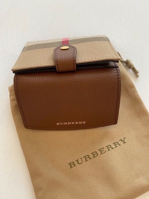 Burberry Portemonnaie: Burberry Geldbörse – Neu und originalverpackt aus Gossau SG von breja 3