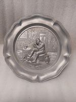 Dekorativer Zinnteller - Plaque décorative en étain