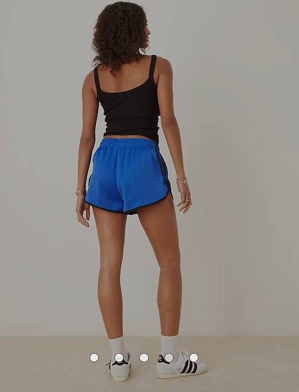 Hosen: Adidas Sprinter Shorts Gr. M – Gebraucht aus Seuzach von louisa. 2